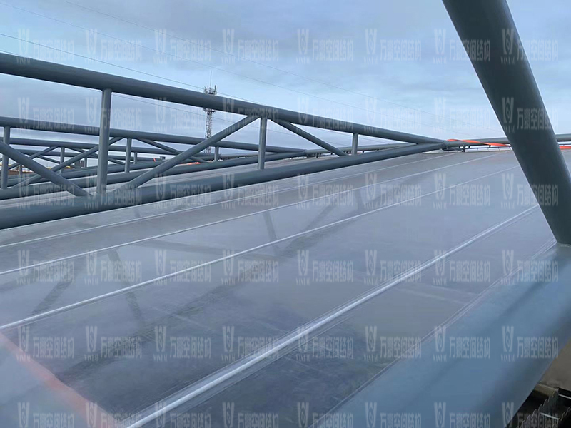 格爾木工業園昆侖工業區工業污水廠污水池保溫膜結構工程膜結構安裝中