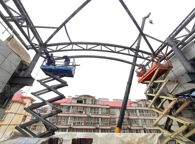 新泰卓越·財富廣場異型鋼結構項目