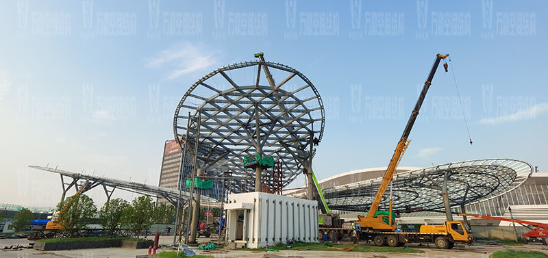 滬通鐵路張家港站地方配套工程站前西側旅客集散區蝴蝶造型天幕工程4片翅膀全部吊裝結束 滬通鐵路張家港站地方配套工程站前西側旅客集散區蝴蝶造型天幕工程4片翅膀全部吊裝結束