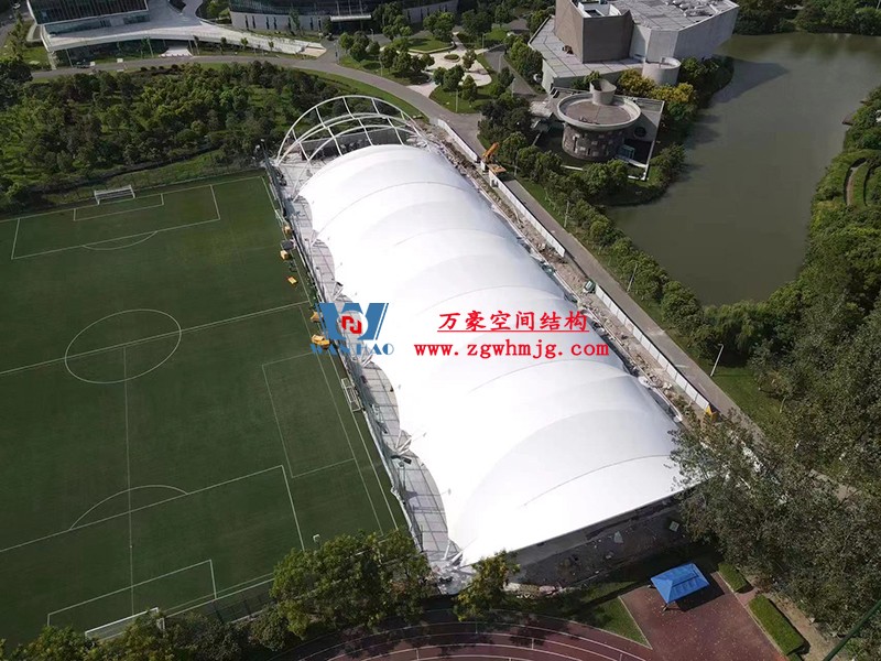 寧波諾丁漢大學室外運動場地改擴建項目膜結構工程接近尾聲