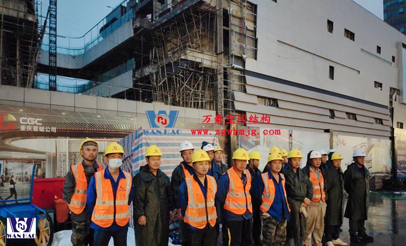 明宇廣場6號地塊商業（萬達廣場）改造項目鋼膜結構ETFE蓋頂天幕工程開始施工