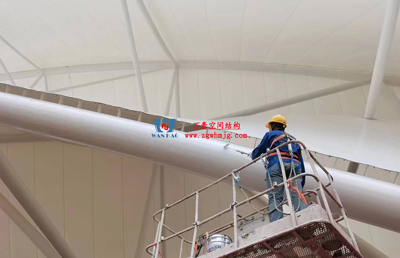 陜西定邊馬蓮灘沙漠公園鋼膜結構工程“奮力快跑”,工程“進度條”刷新了! 陜西定邊馬蓮灘沙漠公園鋼膜結構工程“奮力快跑”,工程“進度條”刷新了!