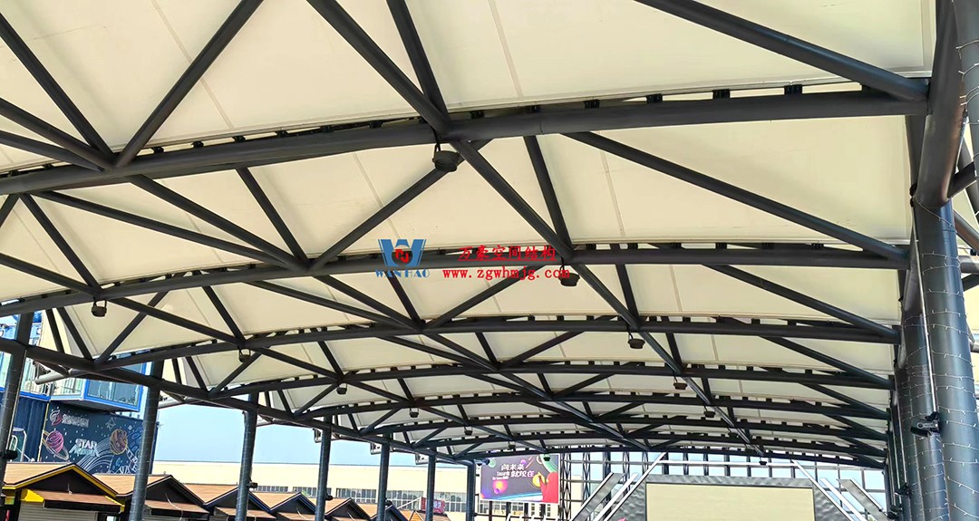 膜結構遮陽雨棚受歡迎的主要原因是什么？