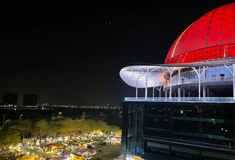 奇葩，好大一頂帽子