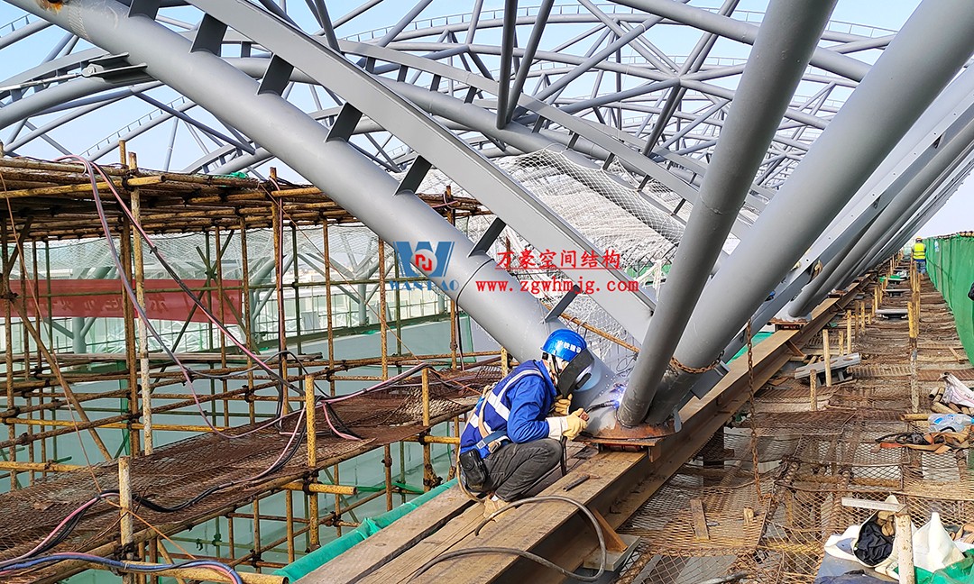 全力以赴高效推進項目施工,高質量完成建設任務 全力以赴高效推進項目施工,高質量完成建設任務