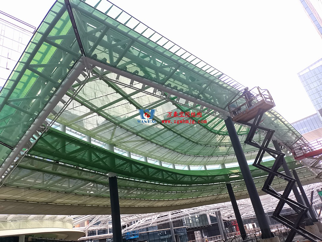 博多森谷項目中庭鋼膜結構工程 博多森谷項目中庭鋼膜結構工程