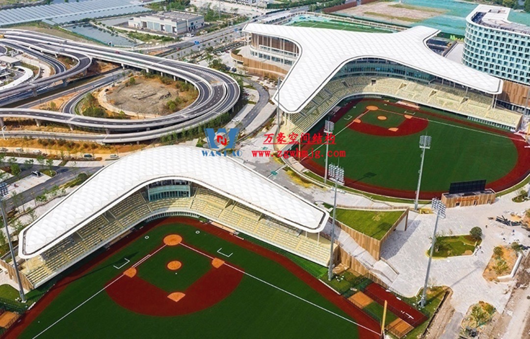 有骨骼、有皮膚的PTFE膜結(jié)構(gòu)建筑 有骨骼、有皮膚的PTFE膜結(jié)構(gòu)建筑