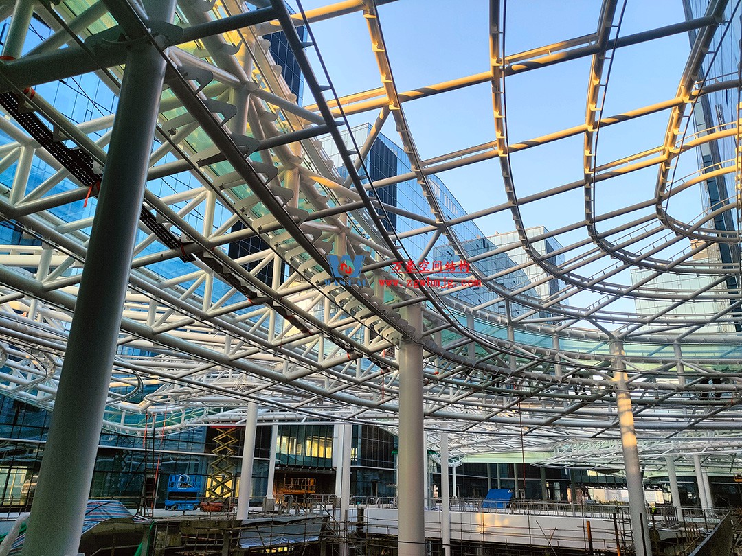 博多森谷項目中庭鋼膜結構工程 博多森谷項目中庭鋼膜結構工程