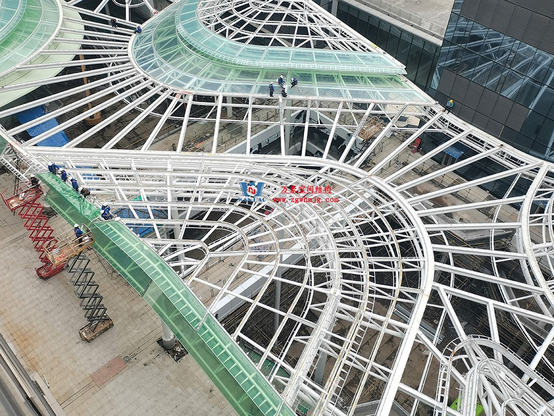 博多森谷項目中庭鋼膜結構工程 博多森谷項目中庭鋼膜結構工程