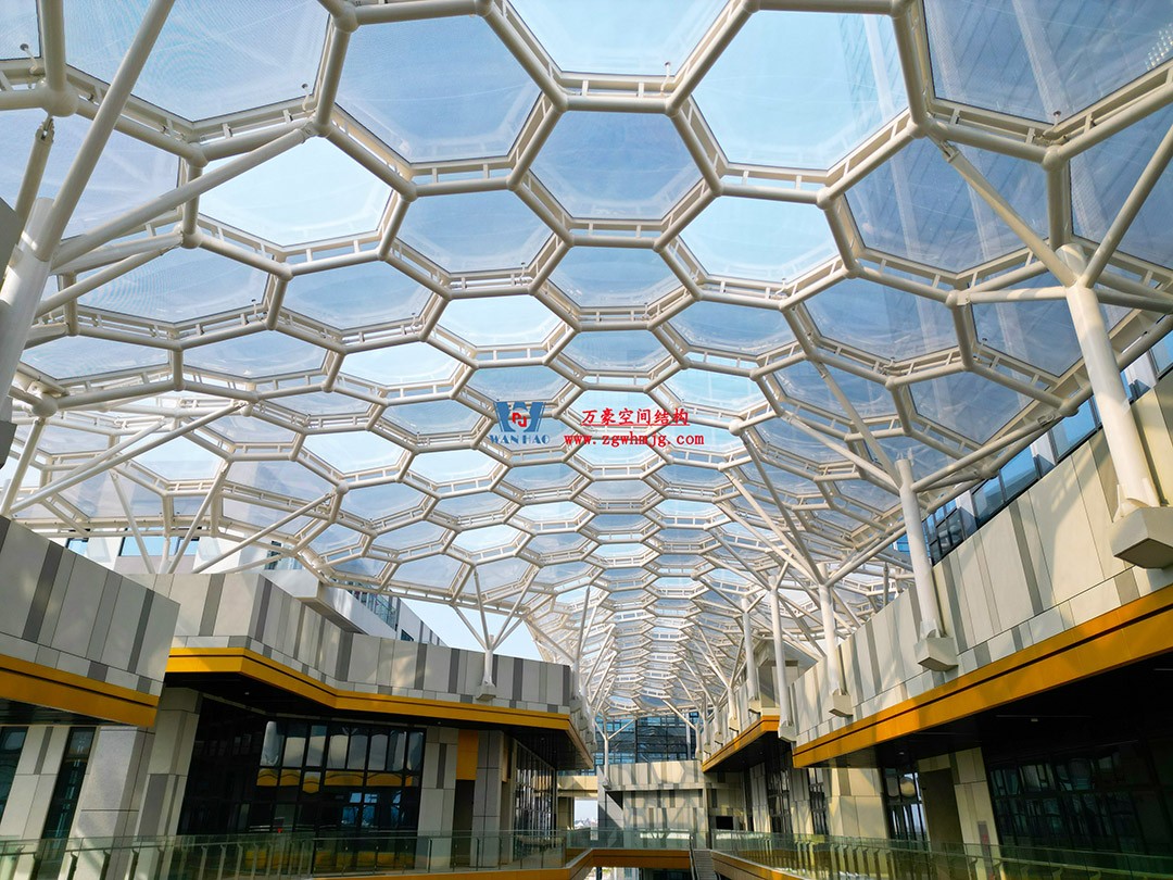 已完工，這個ETFE氣枕商業天幕閃亮登場！