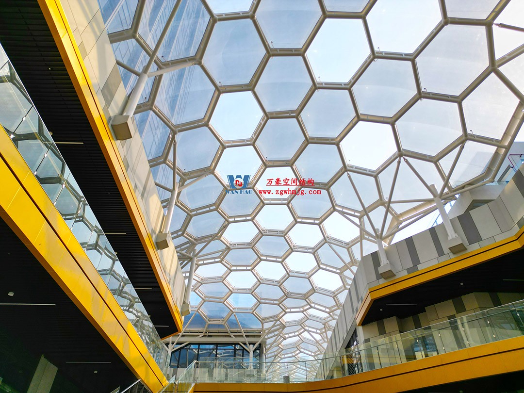 已完工，這個ETFE氣枕商業天幕閃亮登場！