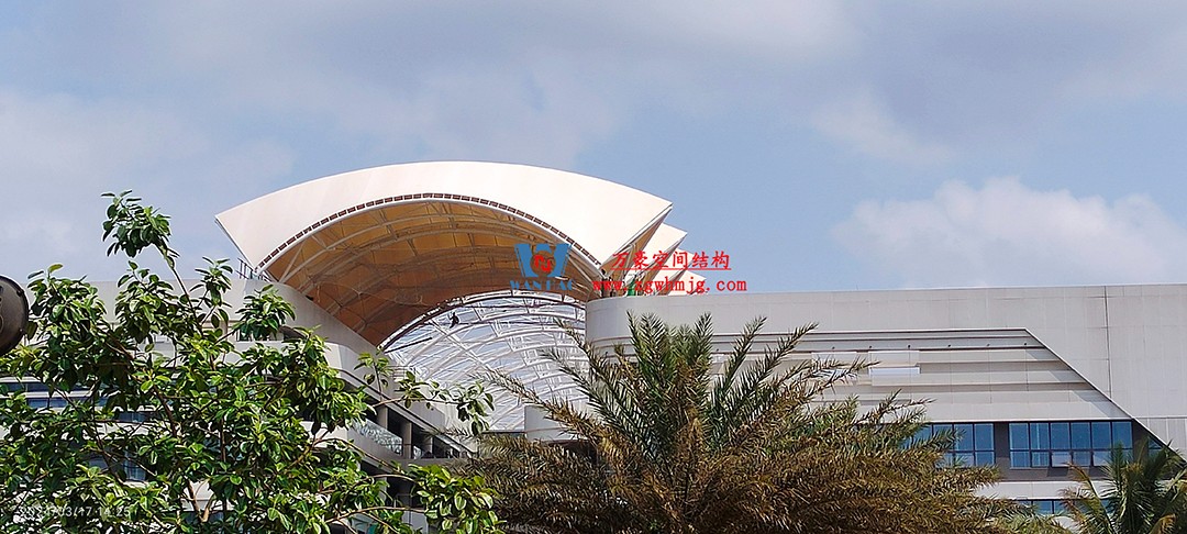 施工加速，這個(gè)PTFE膜結(jié)構(gòu)天幕即將完工！