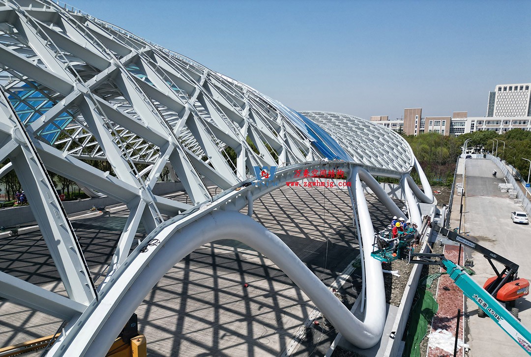 上海工程技術大學松江校區風雨操場ETFE膜結構項目 上海工程技術大學松江校區風雨操場ETFE膜結構項目