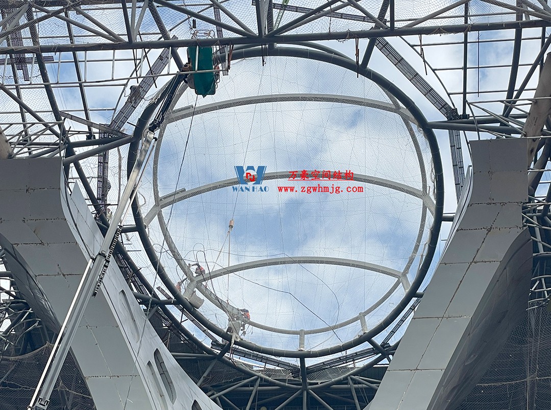 重慶東站站房正在加速建設，全力繪就項目新篇章