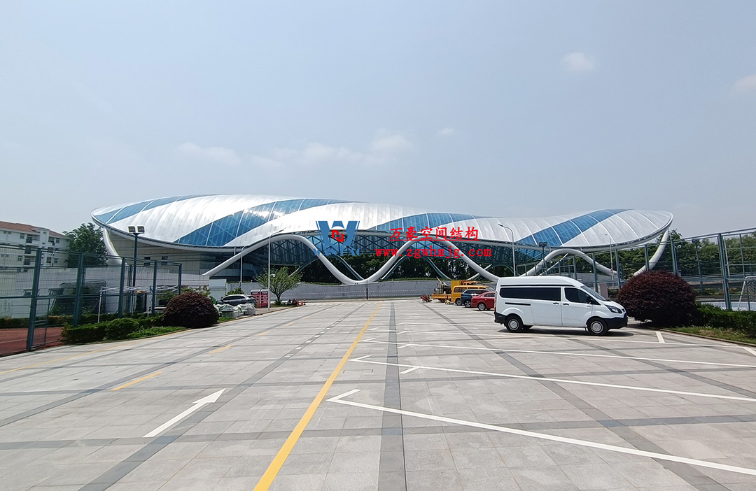 帆影碧波|風雨操場上的ETFE膜結(jié)構(gòu)穹頂