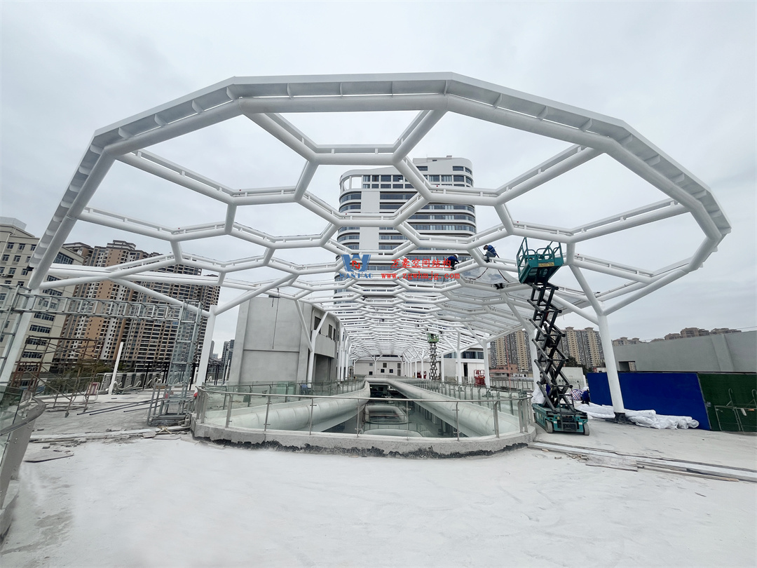 茂名總匯天街ETFE氣枕商業天幕,打造光影藝術“場景” 茂名總匯天街ETFE氣枕商業天幕,打造光影藝術“場景”