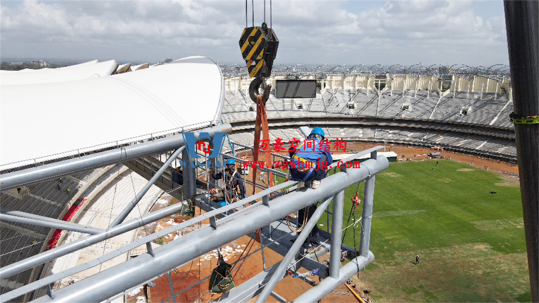 膜結構體育場屋面安裝全解析:從技術要點到經典案例 膜結構體育場屋面安裝全解析:從技術要點到經典案例