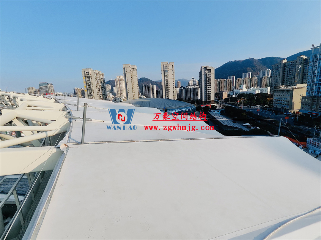 膜結構體育場屋面安裝全解析:從技術要點到經典案例 膜結構體育場屋面安裝全解析:從技術要點到經典案例