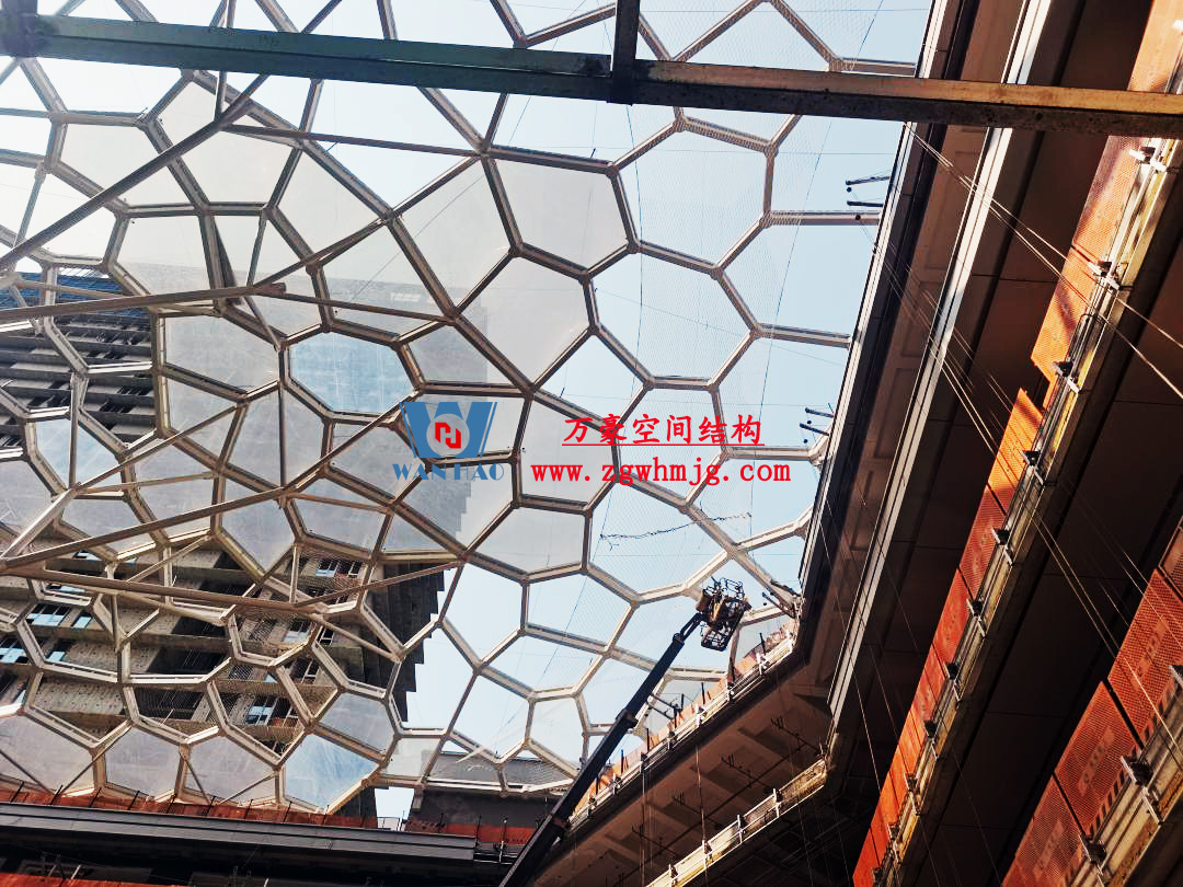 安吉縣昌碩小區(qū)地塊房產(chǎn)開發(fā)項目鋼結(jié)構(gòu)天幕工程