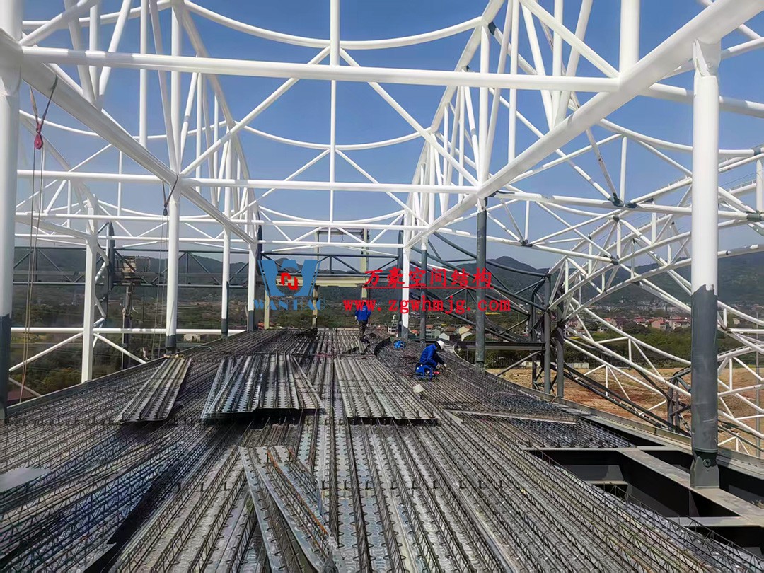 比亞迪紹興嵊州賽車場干拔沙坡觀景平臺鋼結構項目