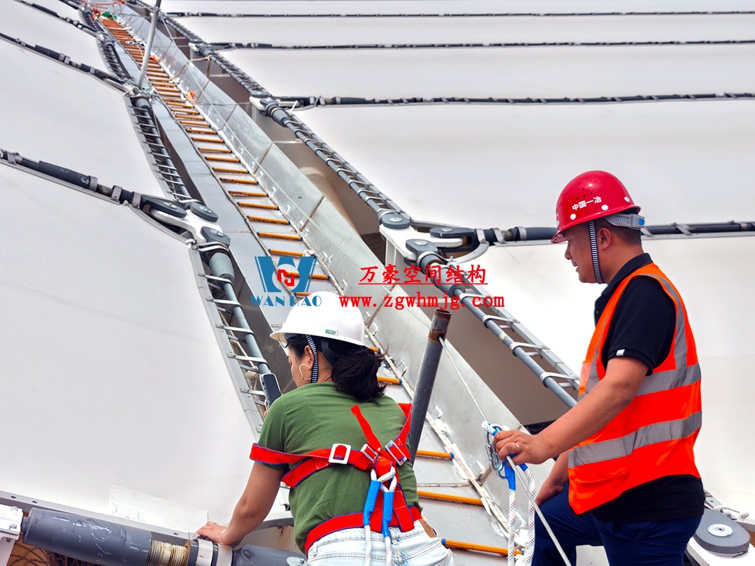 鄭州中原高鐵港數字展貿城ETFE膜結構 PTFE膜結構項目 鄭州中原高鐵港數字展貿城ETFE膜結構 PTFE膜結構項目