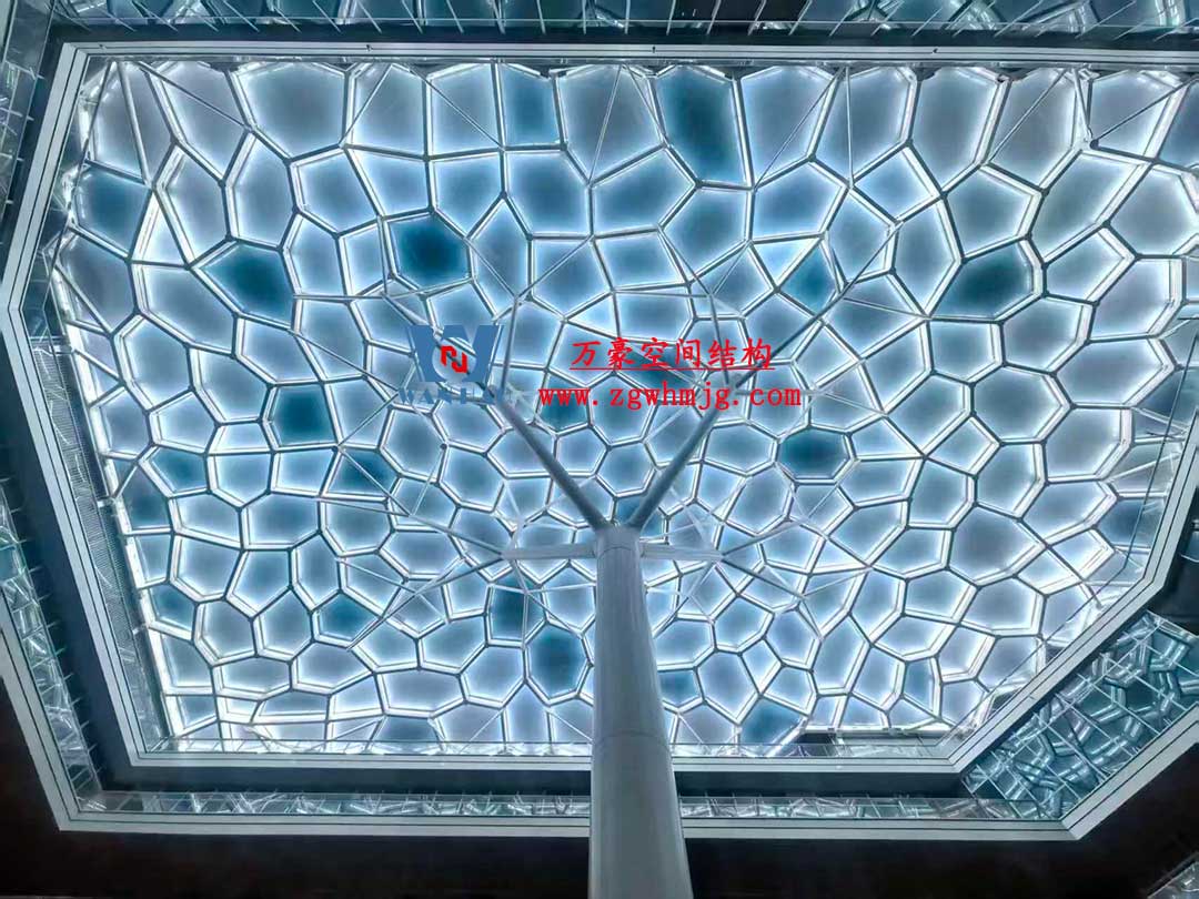 安吉縣昌碩小區(qū)地塊房產(chǎn)開發(fā)項目鋼結(jié)構(gòu)天幕工程