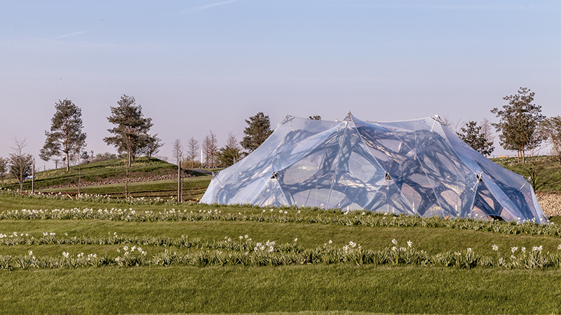 ETFE膜結(jié)構(gòu)在膜建筑中有哪些競爭優(yōu)勢？ETFE膜結(jié)構(gòu)特點(diǎn)有哪些？