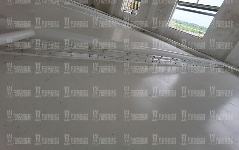 張拉膜安裝好后裝什么顏色的燈好看？景觀膜結構燈光顏色該如何選擇？