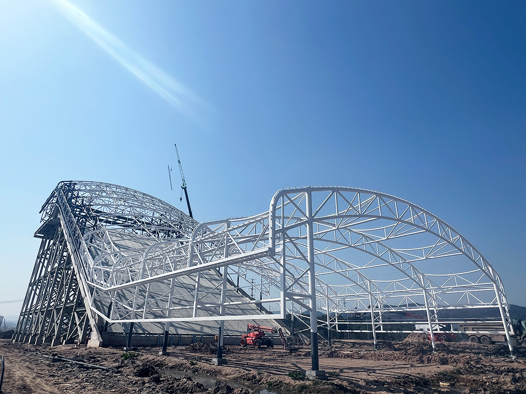 比亞迪紹興嵊州賽車場干拔沙坡觀景平臺鋼結構項目