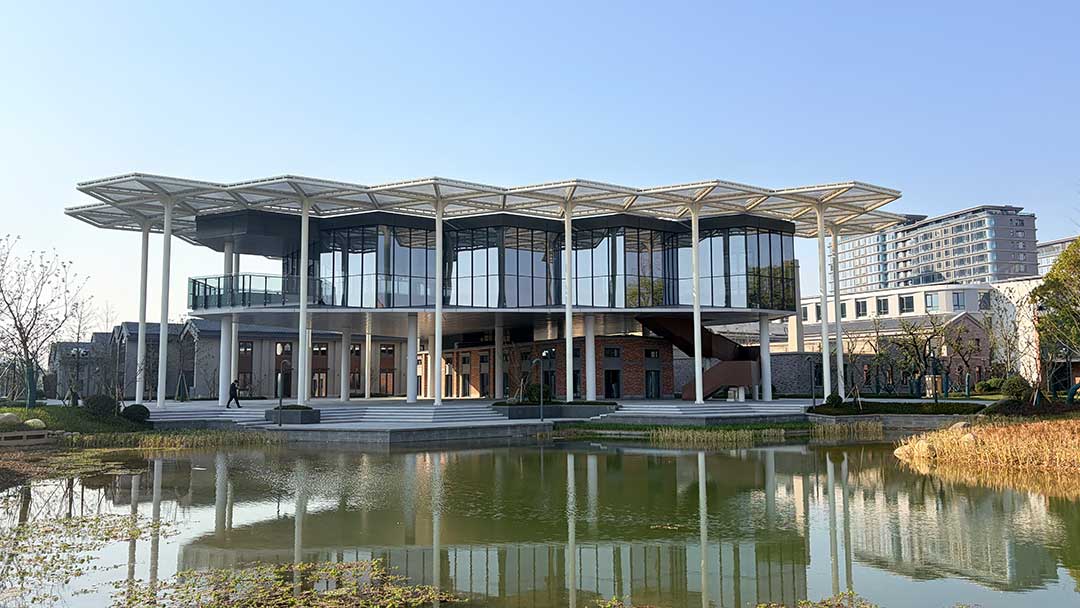 ETFE膜結構倒傘核心優勢在哪里？